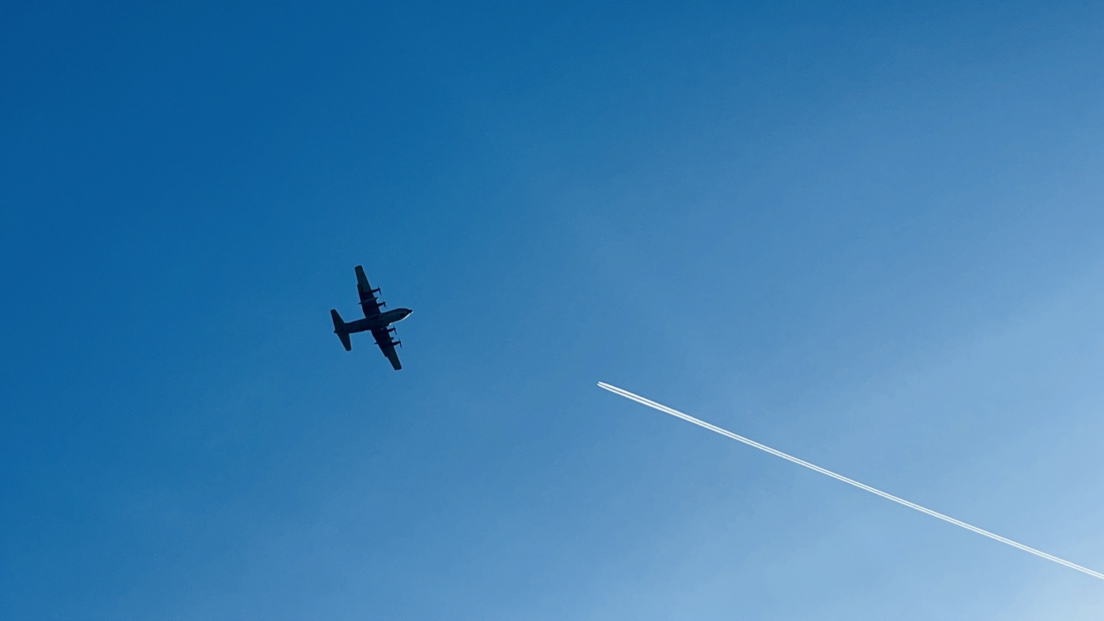 Two planes seen in the sky